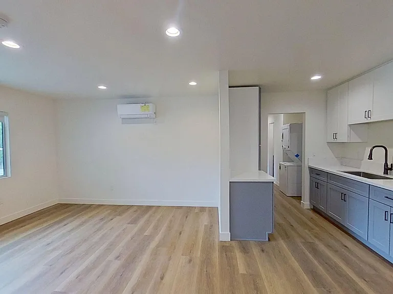 829 N Garfield St — Photo 111