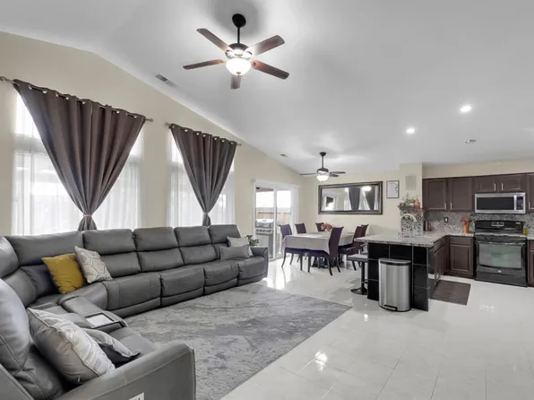 1210 Cherry Oak Ln, Manteca, CA 95336