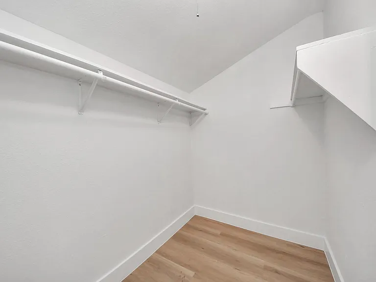 7427 Willow Oak Dr — Photo 10