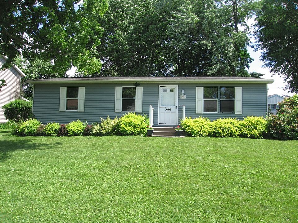2nd image of 39 E Lakeview Dr Littlestown #0
