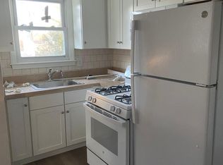 340 E Main St APT 4, Avon, MA 02322