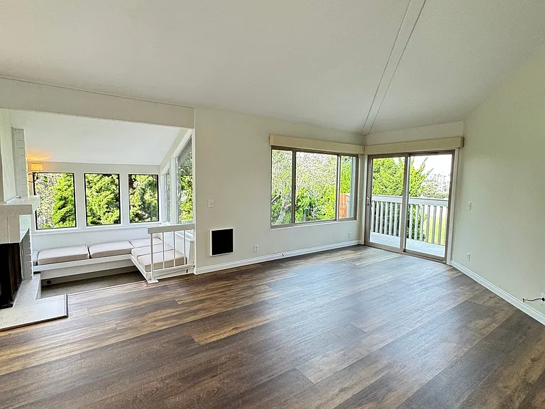 Large Living Room w/ Sunken Conversation Area and Gas Fireplace