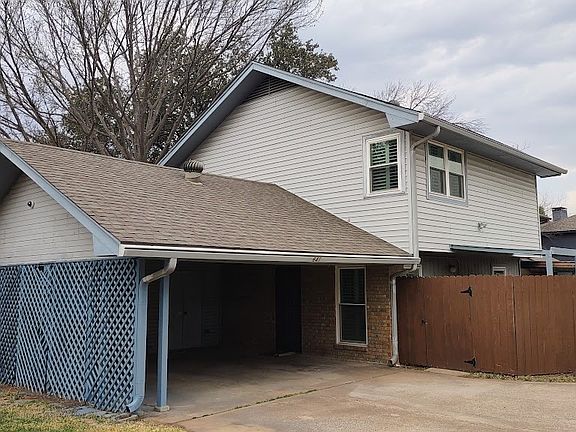 2nd image of 641 Saint Charles Ct