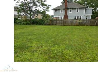 916 Prospect St, Lansing, MI 48912