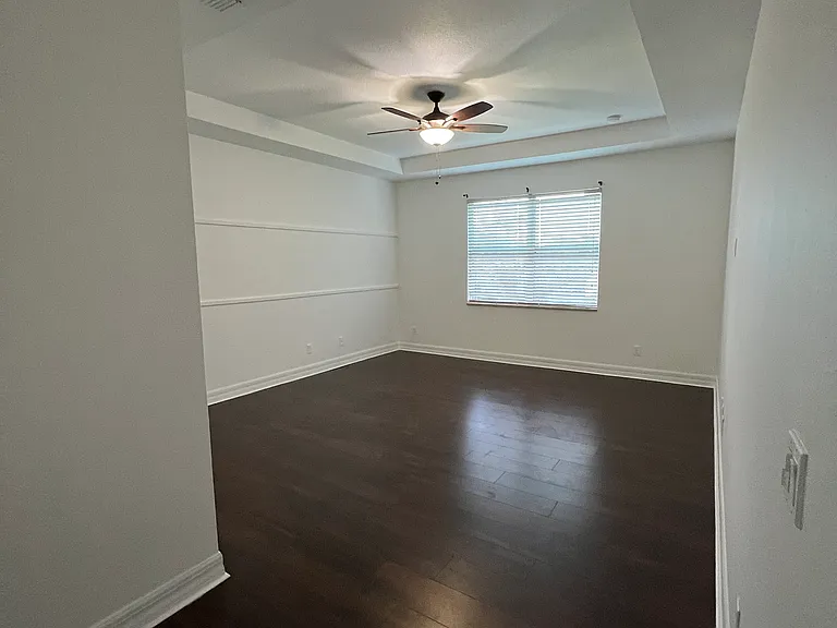 10411 Belfry Cir — Photo 8