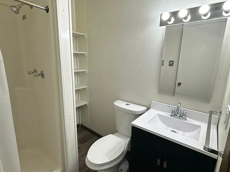 Sheldon 40-Unit (Northpark Apartments) — Photo 12