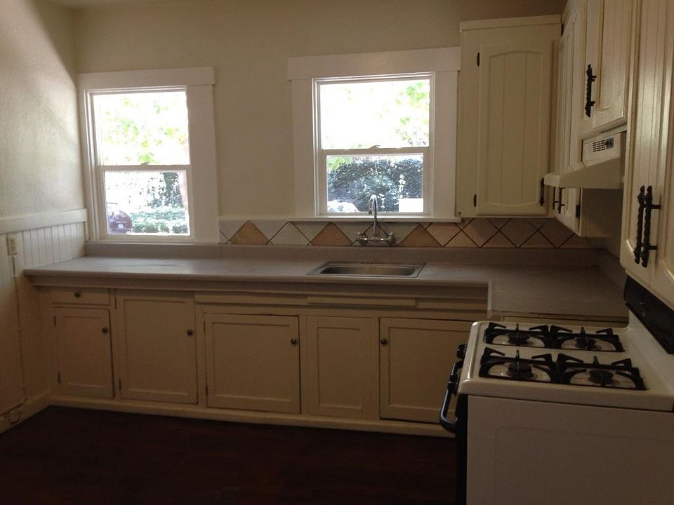 2nd image of 649 Stockton Ave