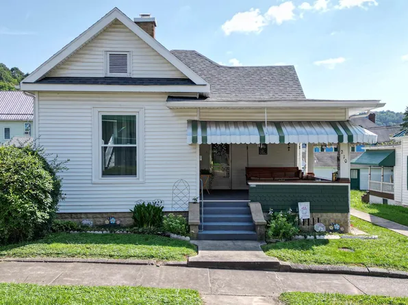 210 Jefferson St, Mannington, WV 26582