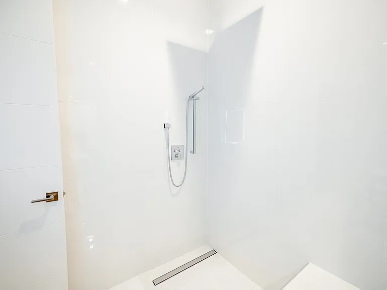 400 Old Woodward Ave #306 — Photo 1