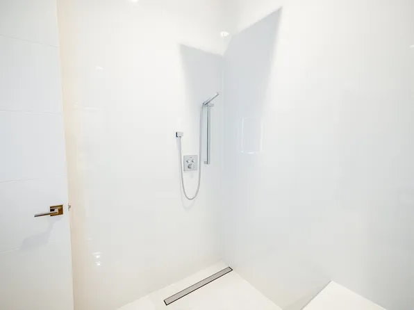 400 Old Woodward Ave, Birmingham, MI