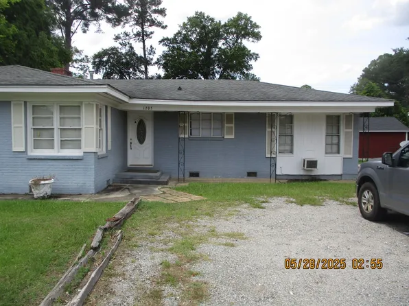 1205 Whispering Pines Rd, Albany, GA 31707