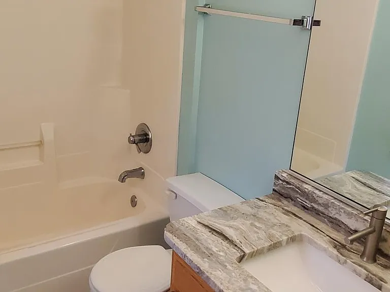 121 Lake Hill Dr — Photo 26