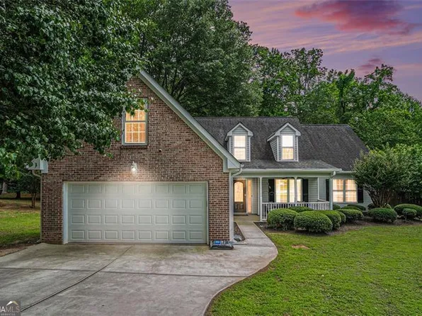609 Ashton Manor Dr, Loganville, GA 30052