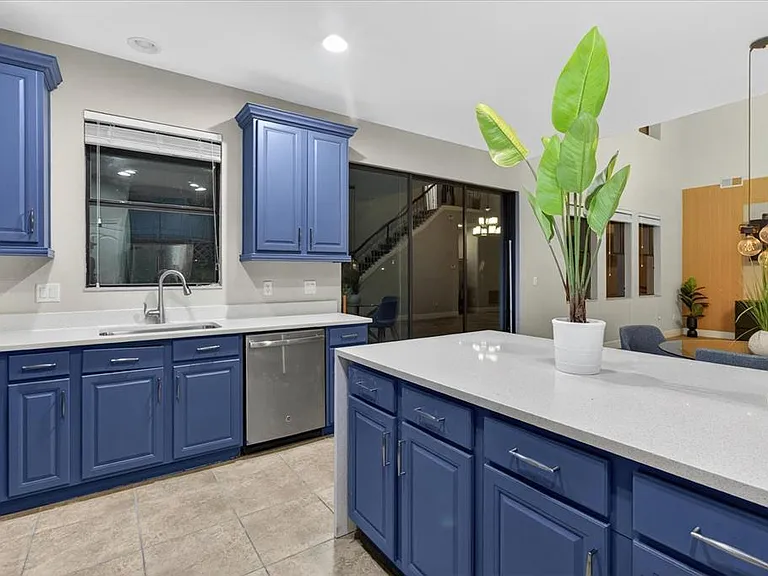 1389 Heritage Landings Dr — Photo 26