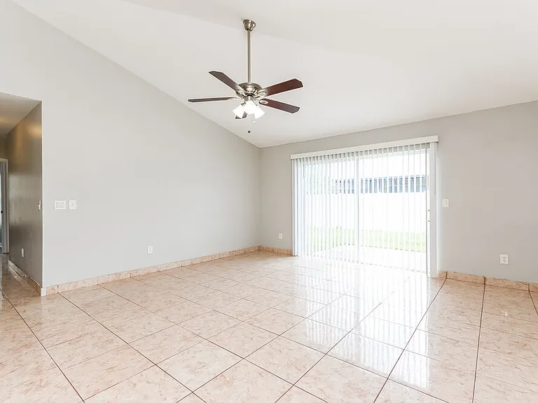 2769 Eagle Ridge Loop — Photo 5