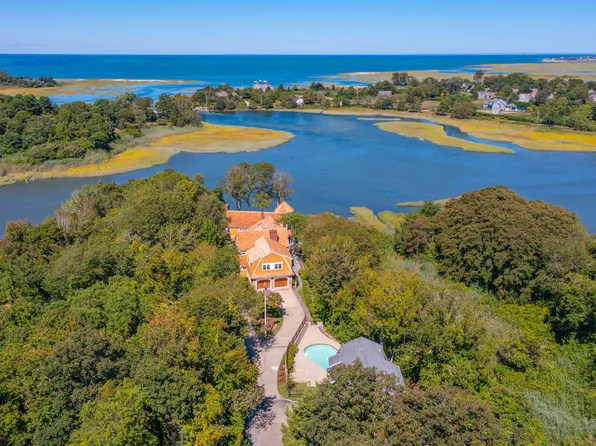 4390 Main Street, Cummaquid, MA 02637