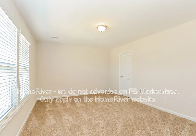 1340 Curlew Cir — Photo 9