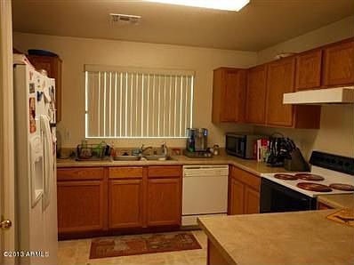 4th image of 10547 W Mohave St