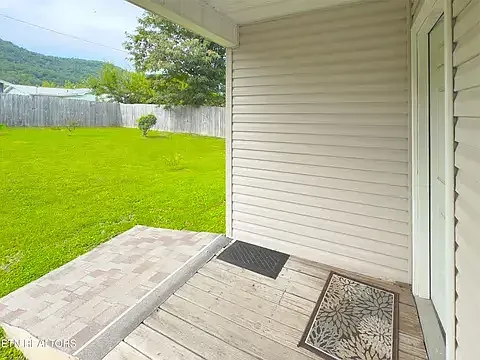 712 W Walden St — Photo 11