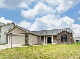 691 Sully Ct, Angola, IN 46703