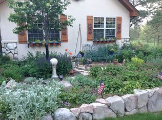 1119 Hoosier Dr, Larkspur, CO 80118