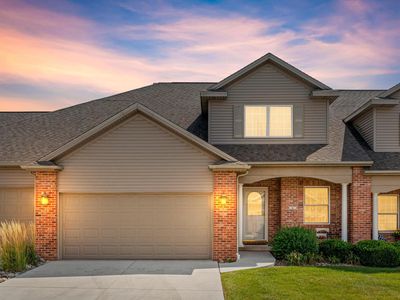 6 Monarch Dr, Bloomington, IL, 61704