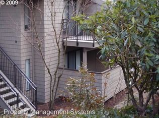 11 Crestfield Ct, Lake Oswego, OR 97035