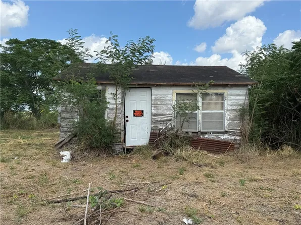 N Francis St, Bishop, TX 78343