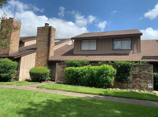 8036 Ellinger Ln, Houston, TX 77040