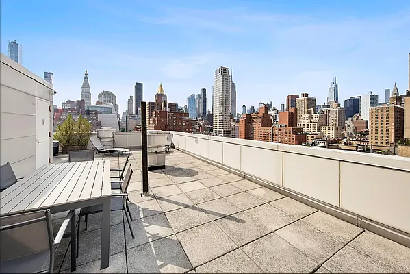 Rented by REAL New York | media 17