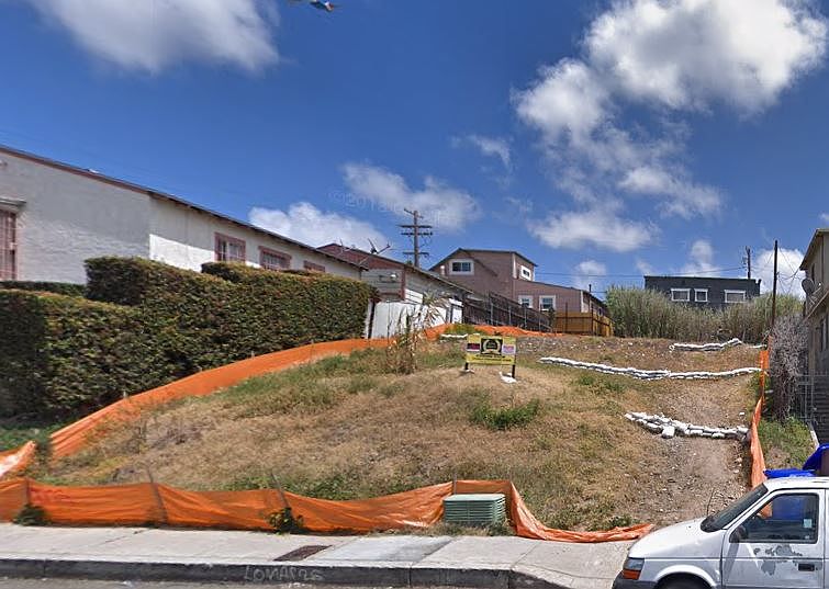 2nd image of 1033 28th St