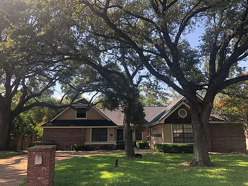 2019 Shadowbrook Cir Photo 1