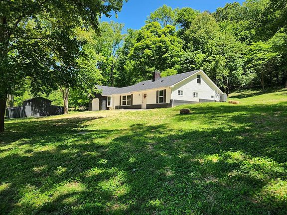 2nd image of 1606 Luther Rd