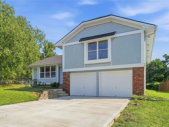 4th image of 6100 E 140th Pl