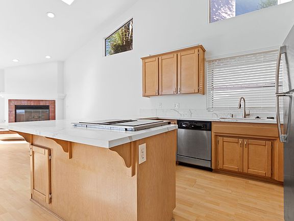 2nd image of 3644 Princeton Ave