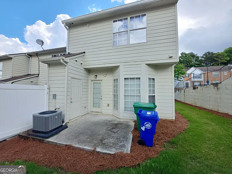 2671 Parkway Trl — Photo 14