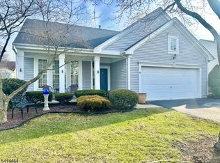 41 Victoria Dr, White Twp., NJ 07823