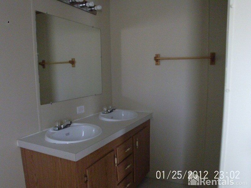 1st image of 1723 Bulavista Ave
