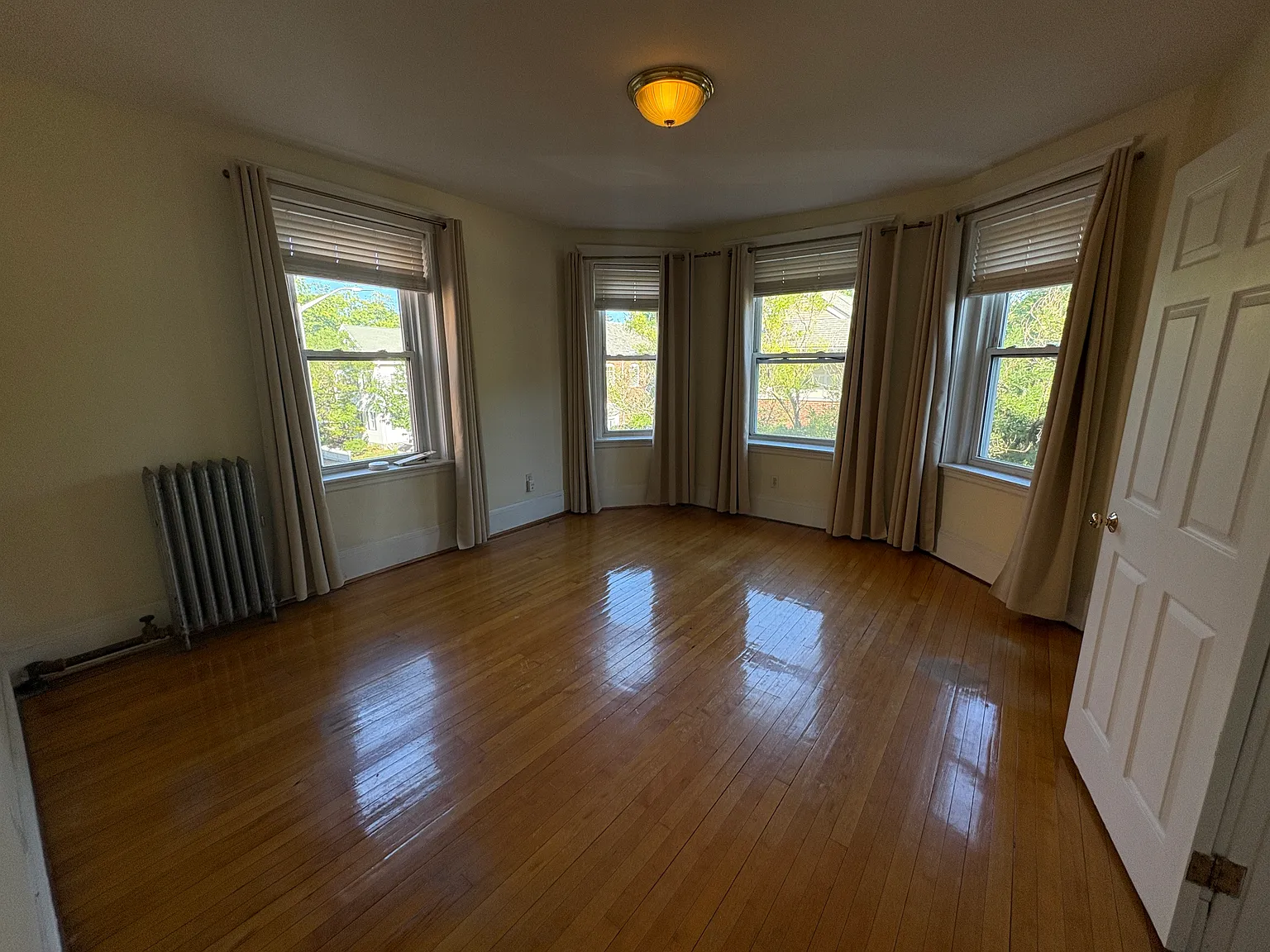 1 bed, 500 sqft, $2,500 — Photo 2