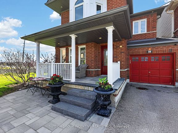 3rd image of 60 Succession Cres