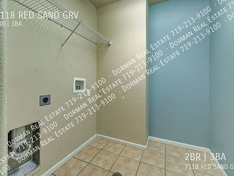 7118 Red Sand Grv — Photo 16