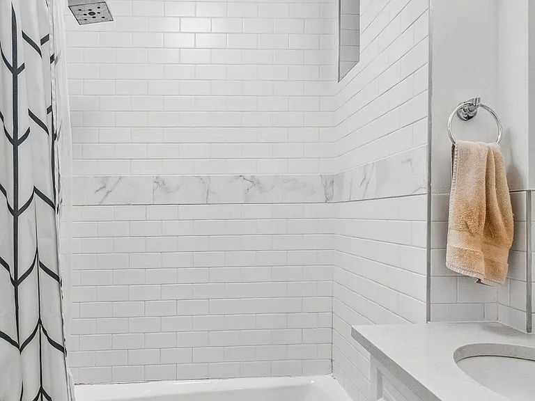 237 9th Ave #4B — Photo 7