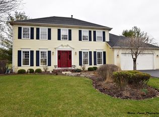 4N043 Wyngate Rd, St Charles, IL 60175