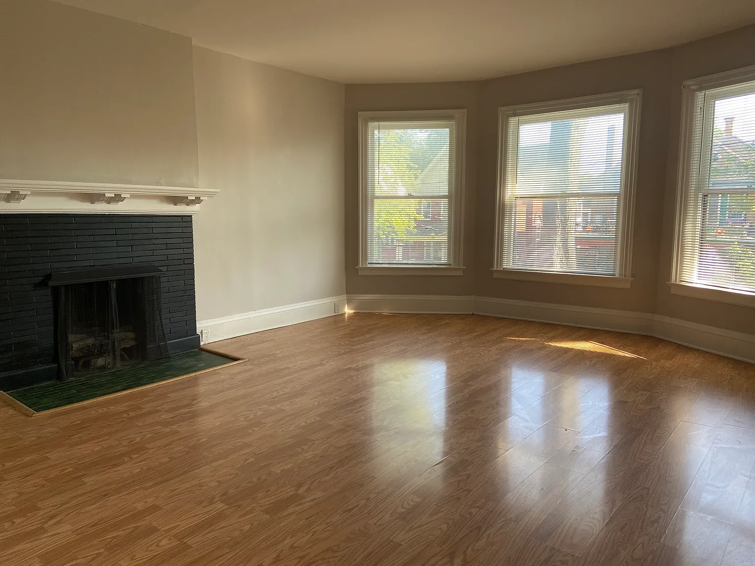 1 bed, 750 sqft, $900 — Photo 4