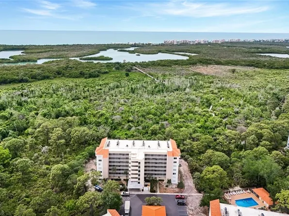 15171 Cedarwood LN #3105, NAPLES, FL 34110