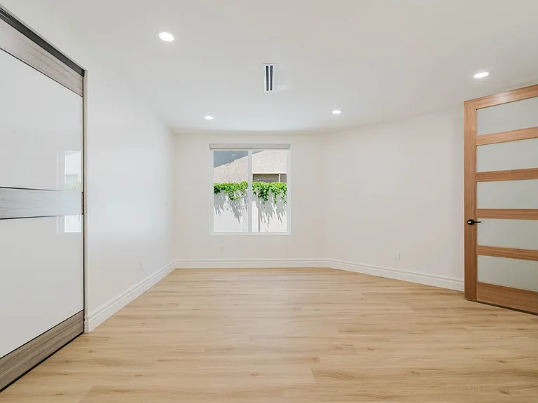 9010 Dempsey Ave — Photo 25