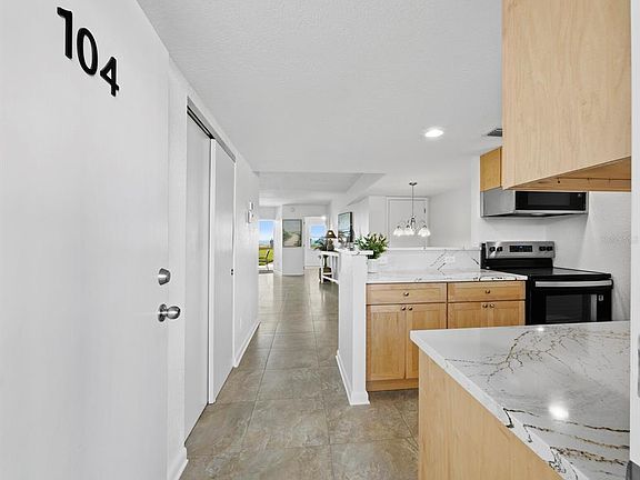 3rd image of 5231 Gulf Of Mexico Dr APT 104