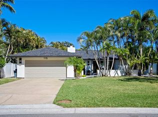 115 13th St, Belleair Beach, FL 33786