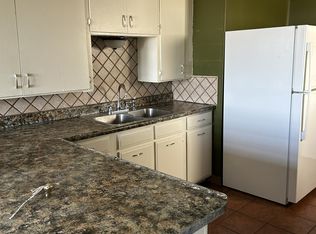 2180 N College Ave, Fayetteville, AR 72703