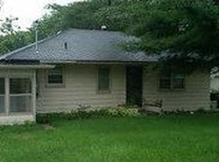 3624 E 39th St, Des Moines, IA 50317
